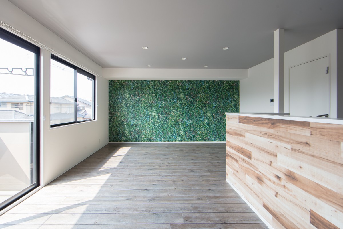 GREEN WALL LIFE