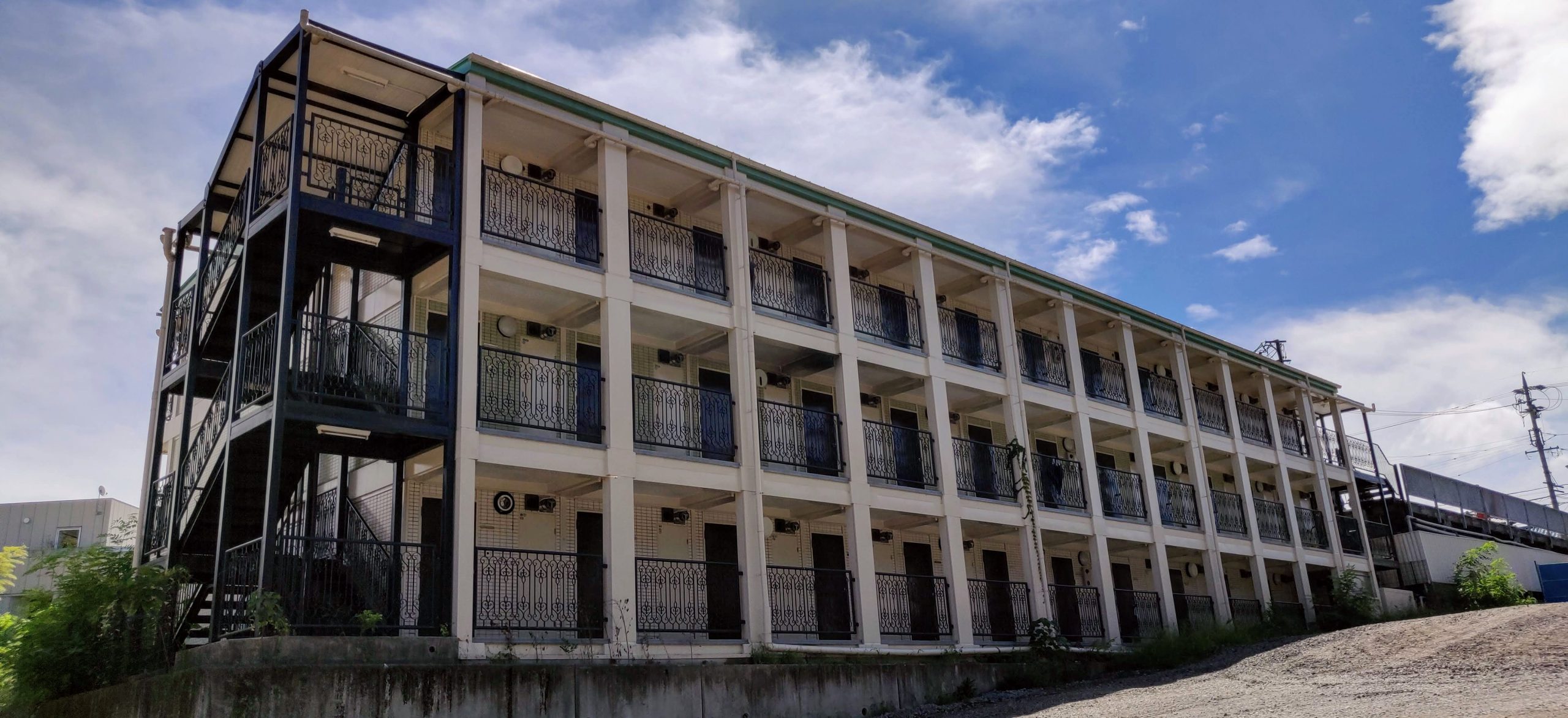 愛知県岡崎市　収益１棟アパート